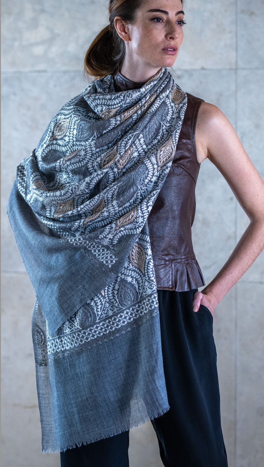 Xale gaze de lã MT AARI grafite