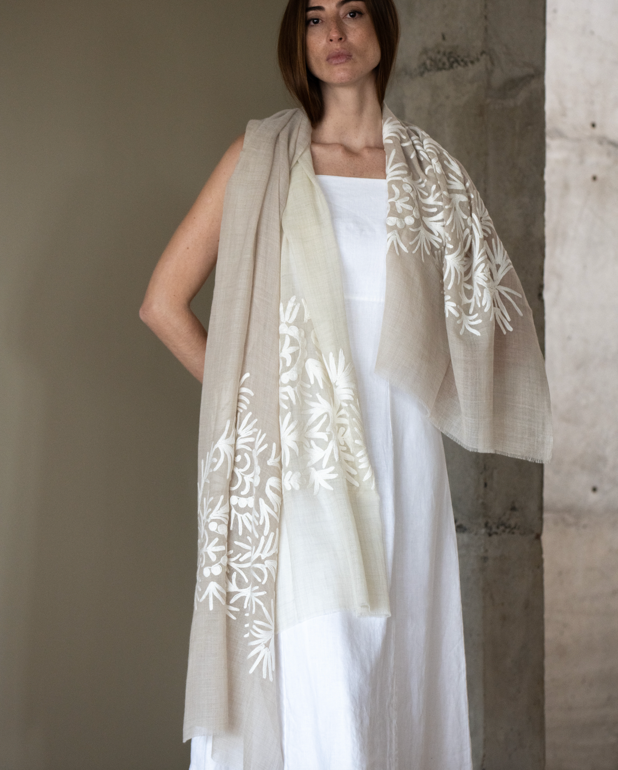 Xale Gaze de Lã BORDADO ORGANIC off