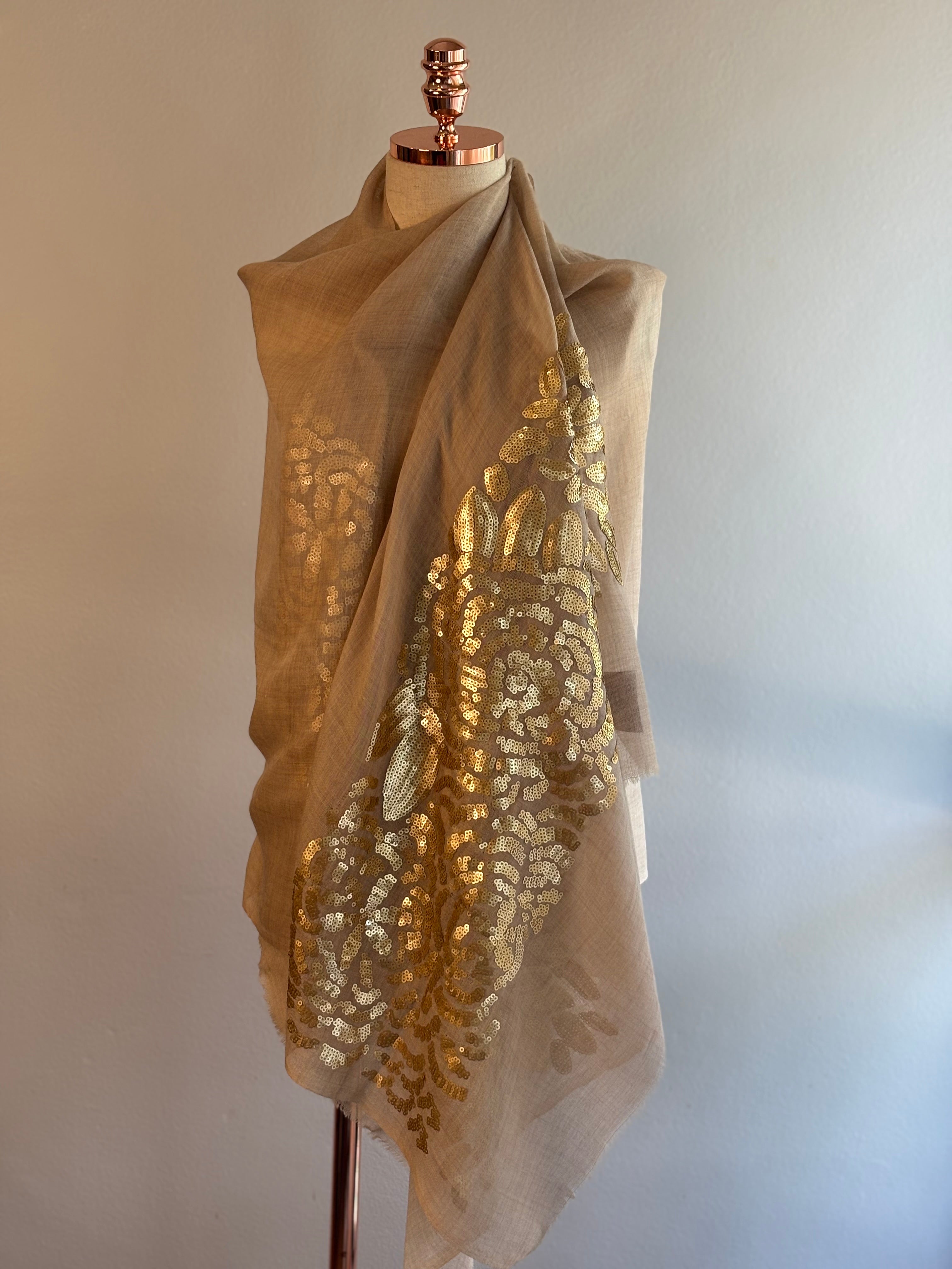 Xale PAILLETÈS bege camélia