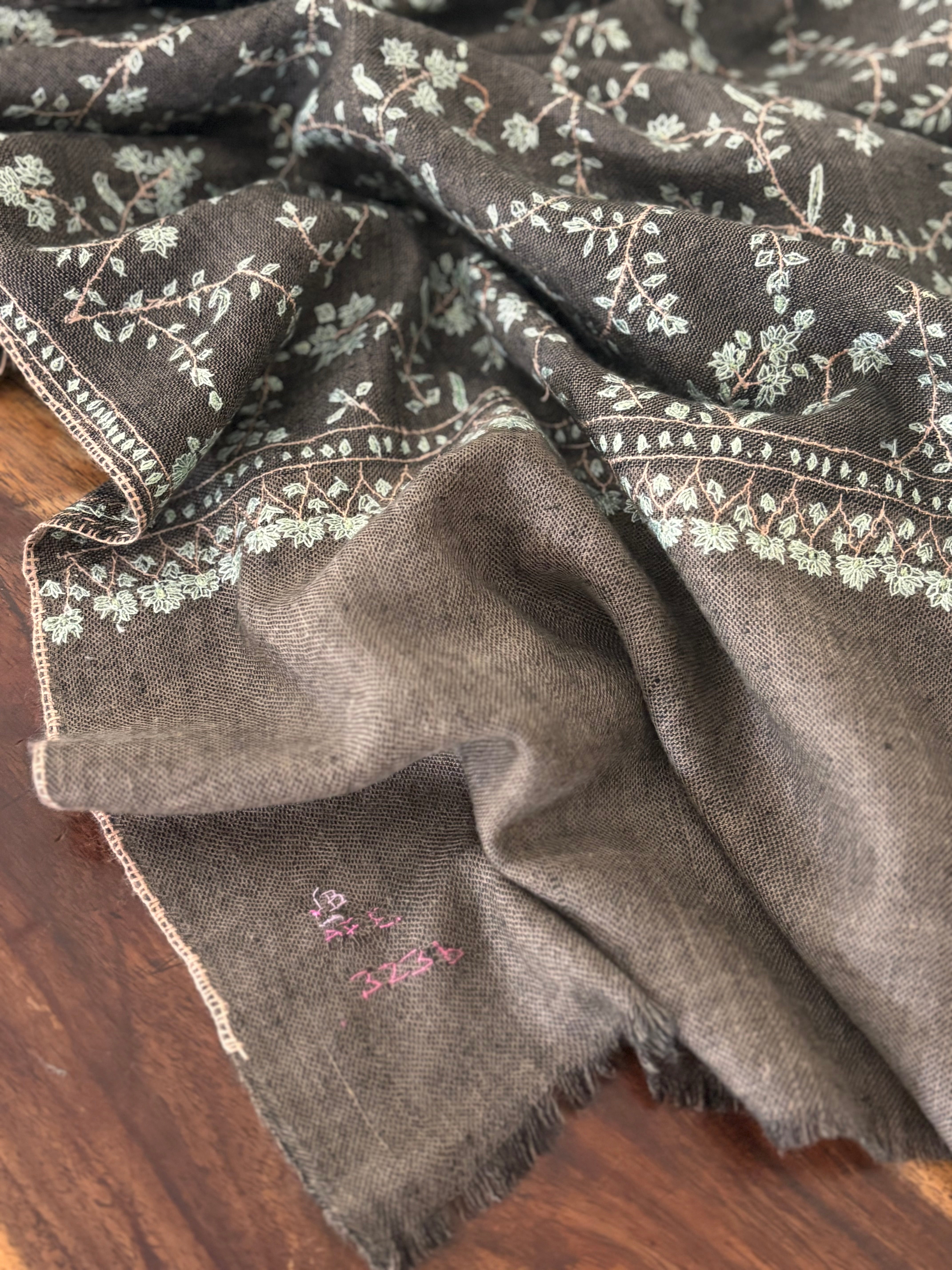 Xale SIGNATURE cashmere bordado sozny