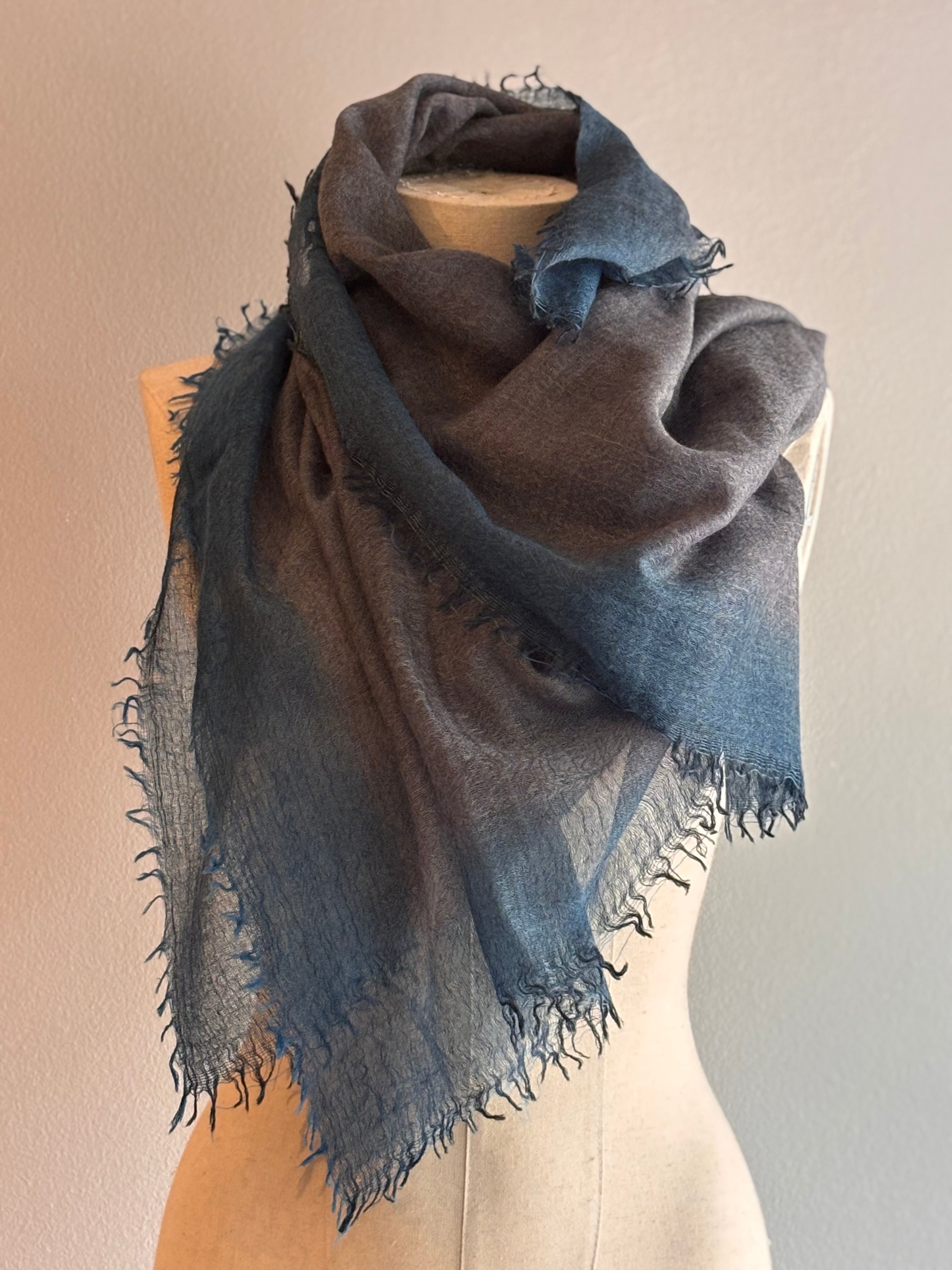 Xale GAZE CASHMERE ombré índigo