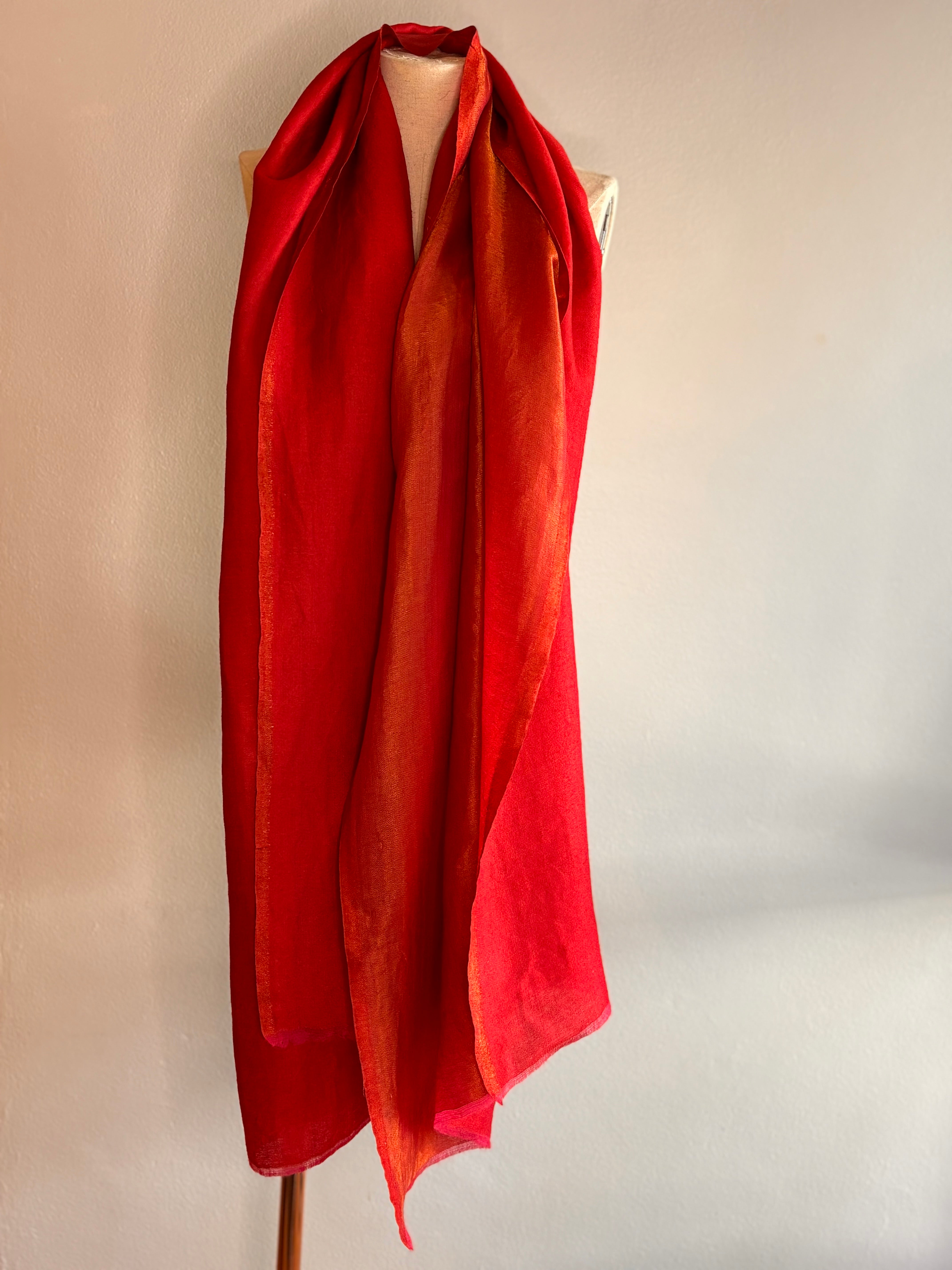 Xale ZARI reverse vermelho flamé