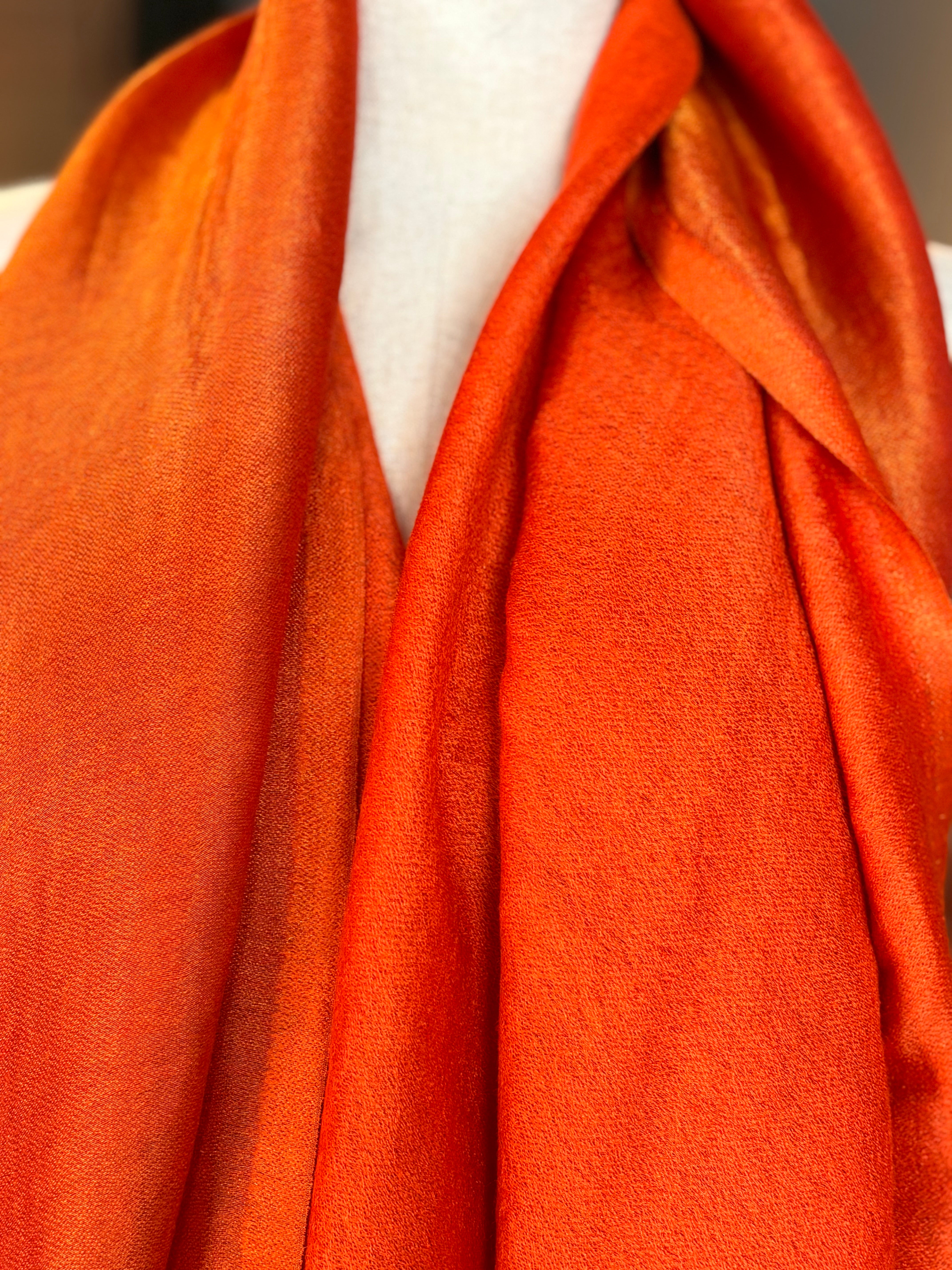 Xale ZARI laranja intenso