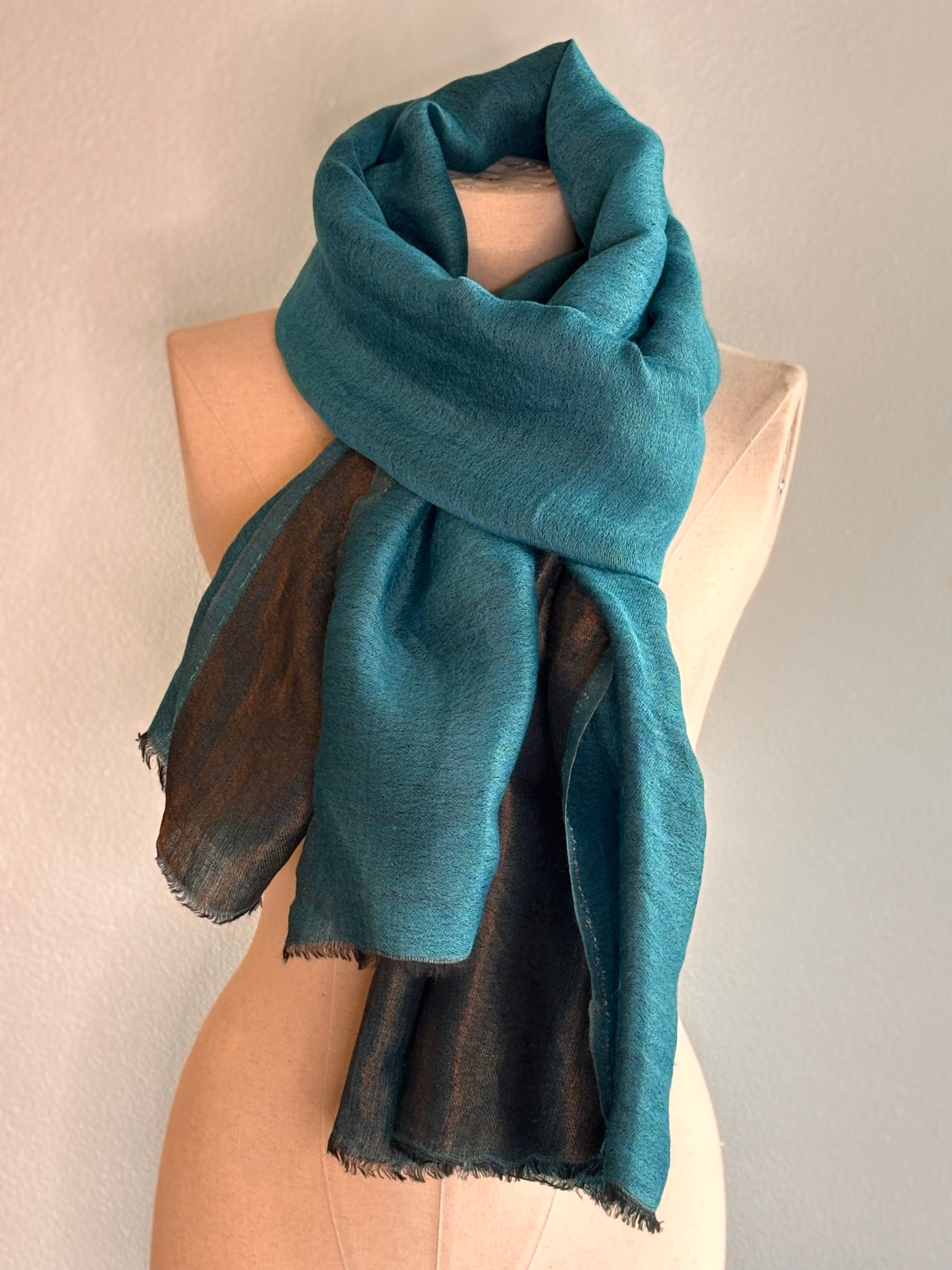 Xale ZARI azul petróleo