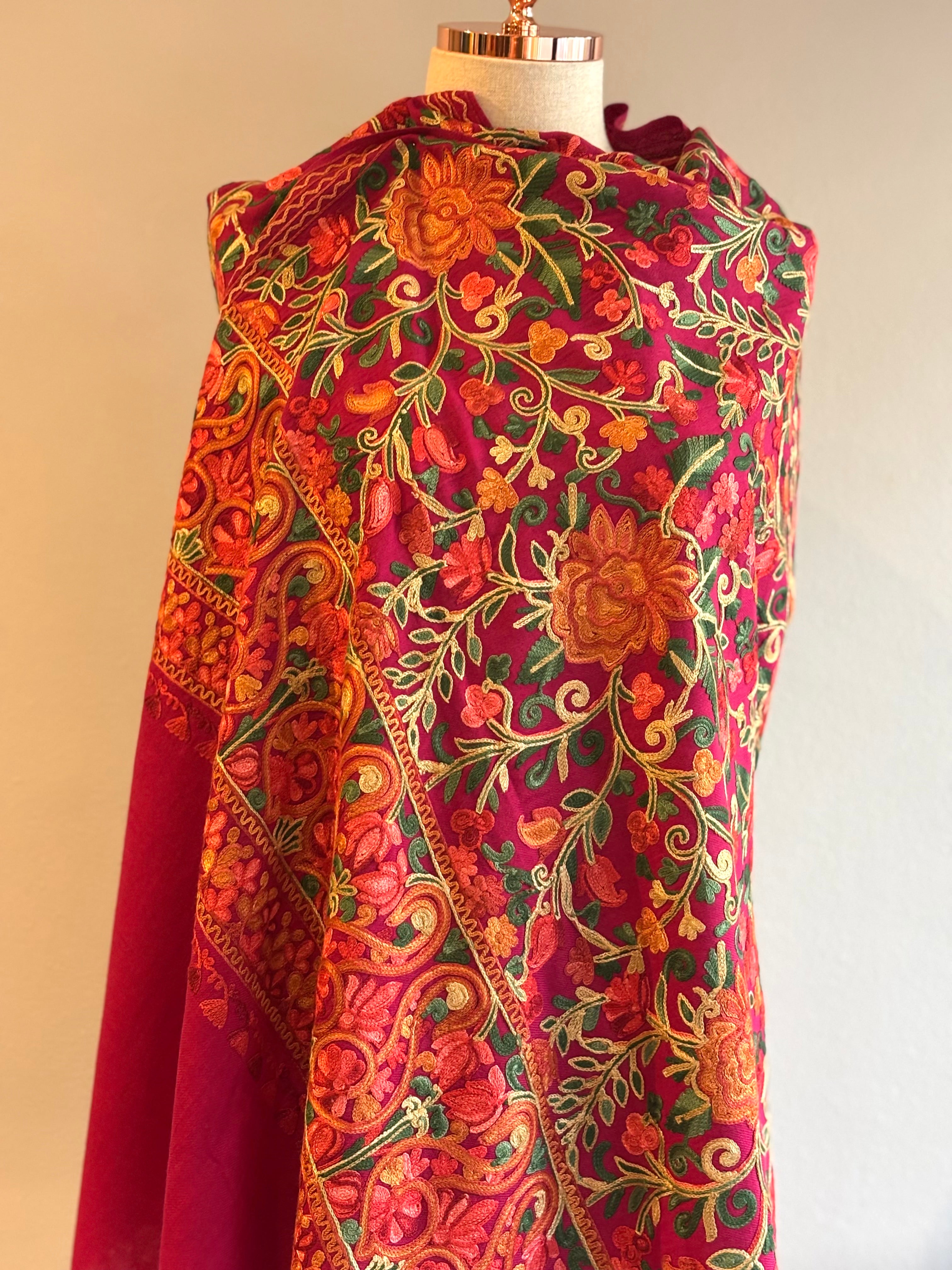 Xale AARI Floral cereja