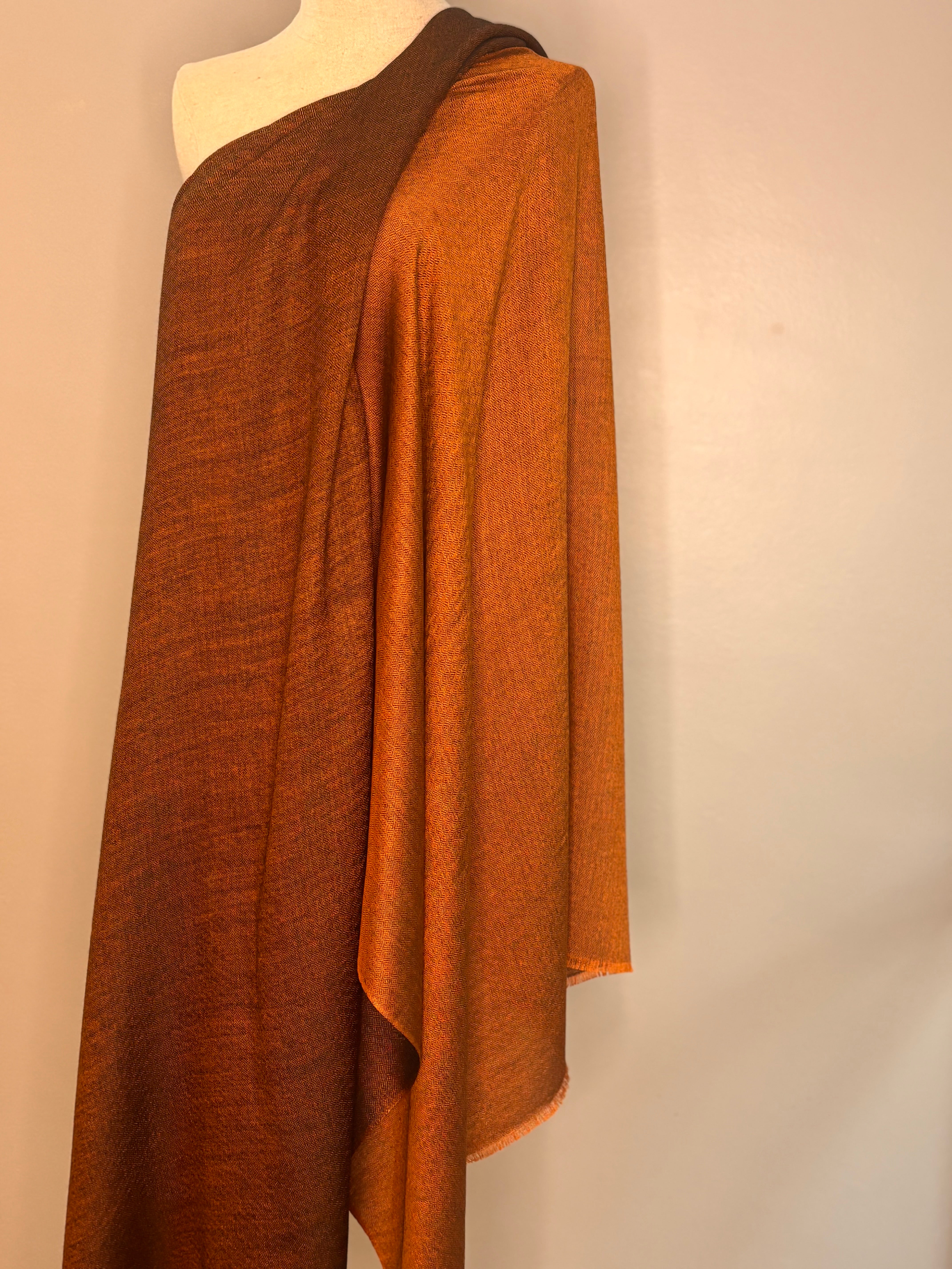 Xale SEDA/LÃ REVERSE terracota & ferrugem