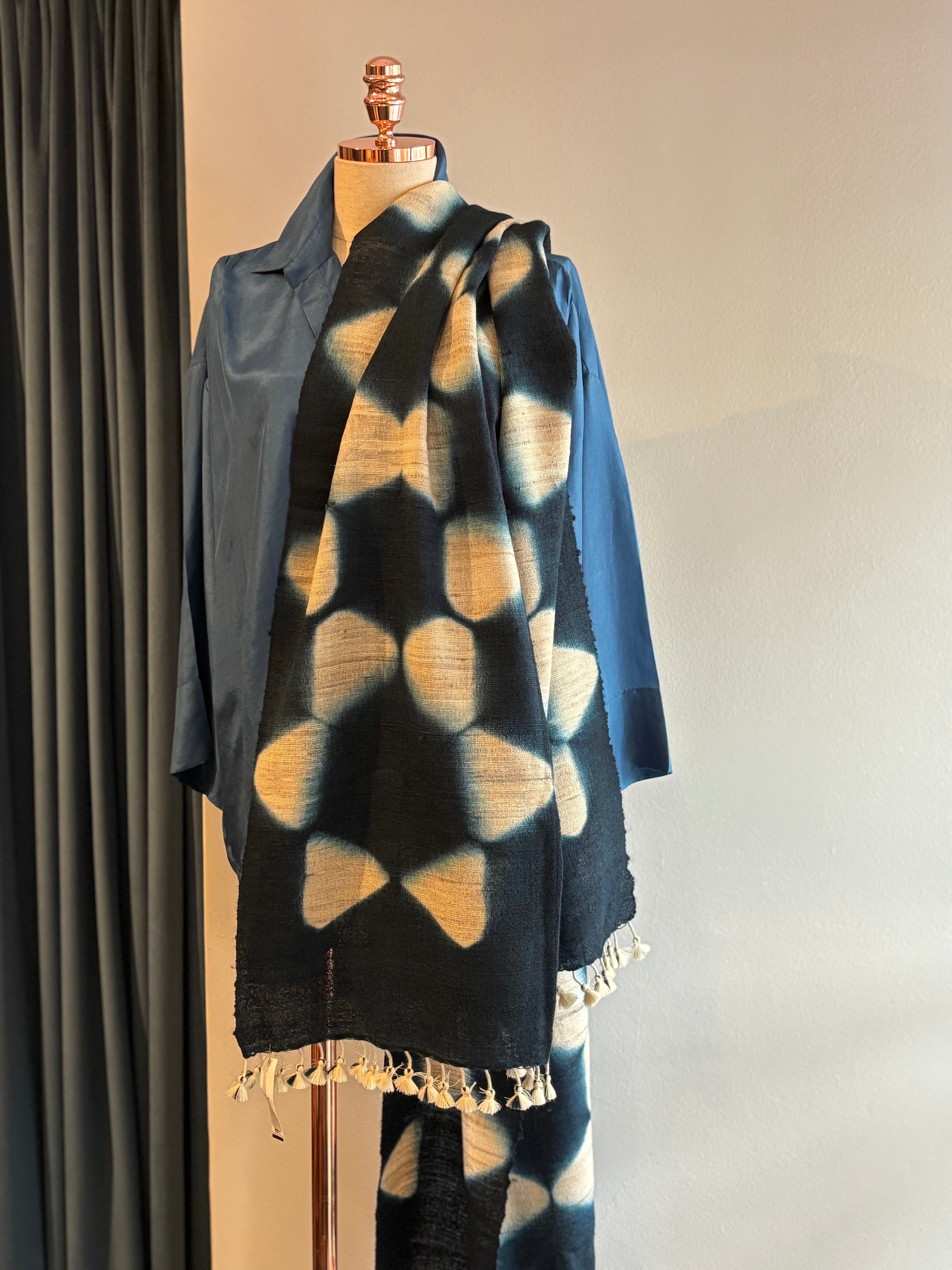 Xale SHIBORI star