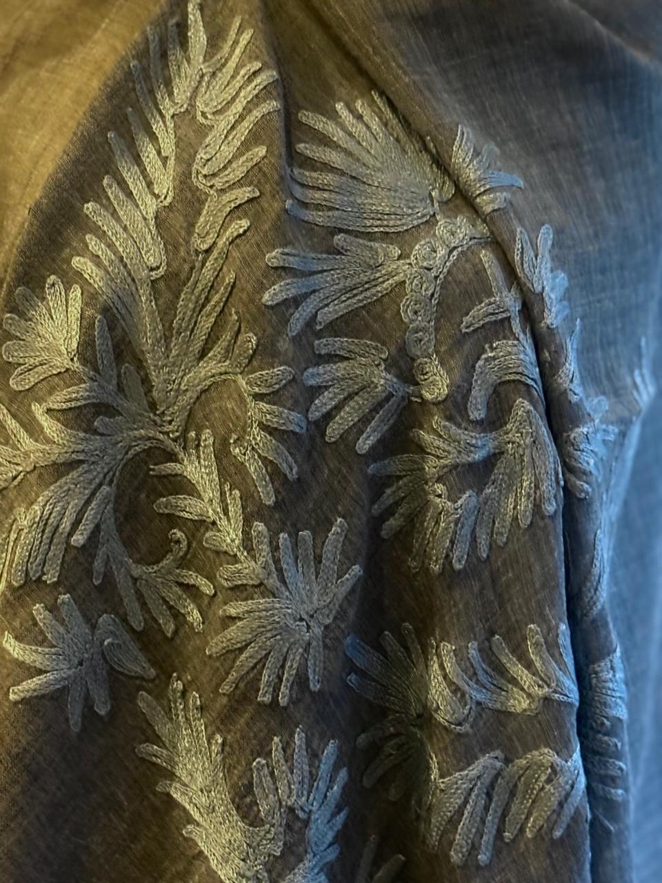 Xale Merino Bordado ORGANIC grafite